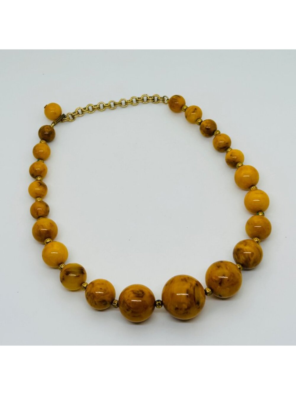 Butterscotch Marbled Yellow Necklace Acrylic Graduated Beads Chunky Vintage